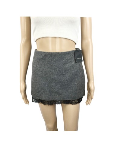 Mini jupe grise Zara T38 laine dentelle noire neuve Mini jupe grise Zara T38 laine dentelle noire neuve